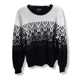 Vintage KnitivoII Geometric Fair Isle Ski Sweater in Black & White